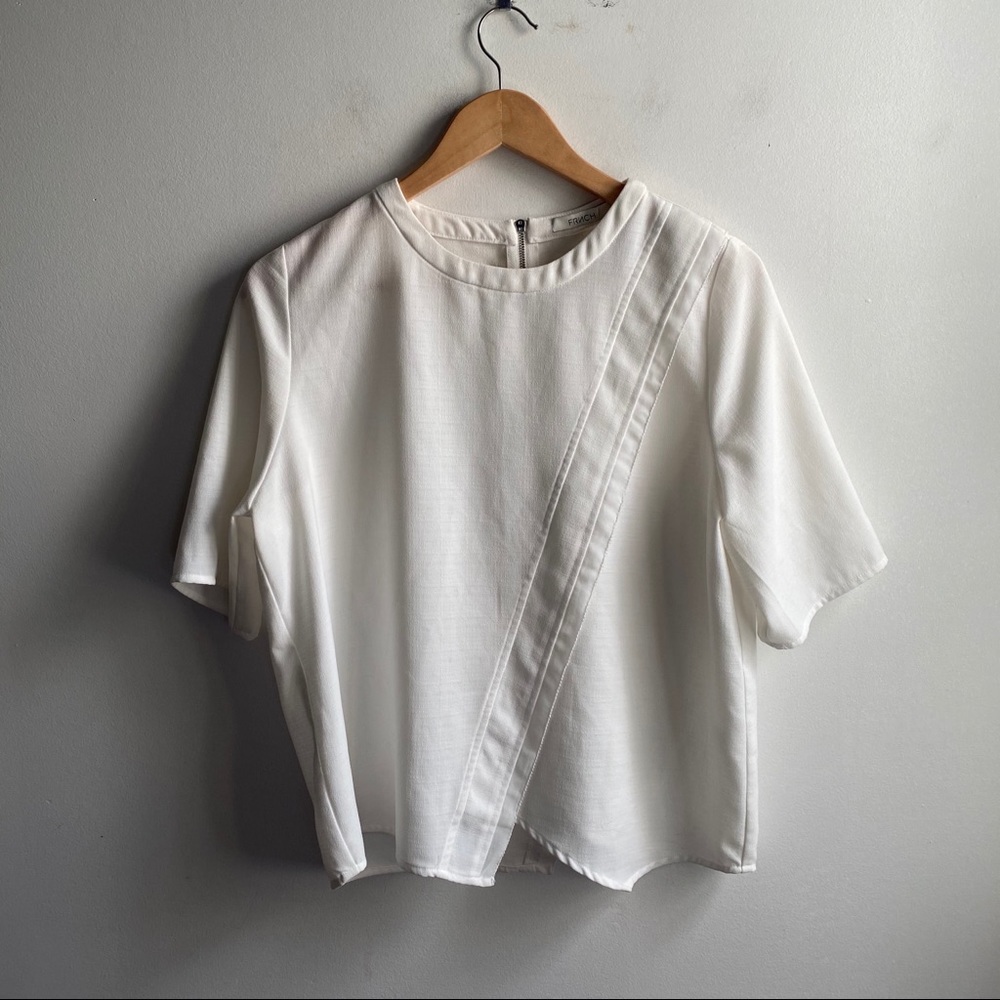Nordstrom White Short-Sleeve Boxy Blouse with Asymmetrical Pleat